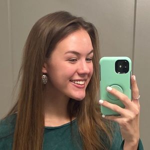 Meet your Posher, Aubrey